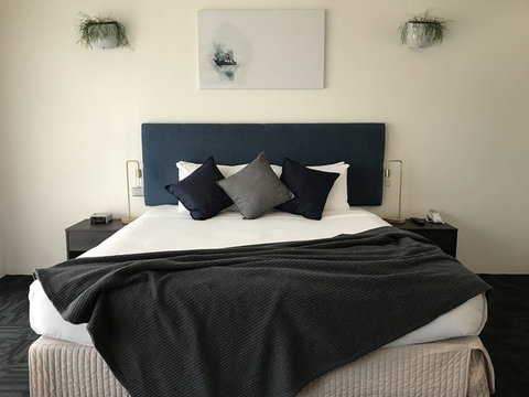 The Clan Lakeside Lodge - Holiday Find 1