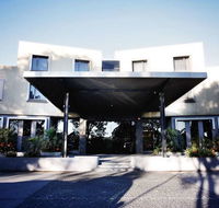 Golden Pebble Hotel - Holiday Find