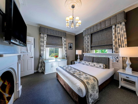 Grand Mercure Basildene Manor - Holiday Find 6