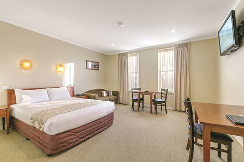 Lake Inn Ballarat - Holiday Find 4