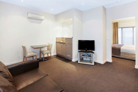 Best Western Plus Ballarat Suites - Holiday Find 12