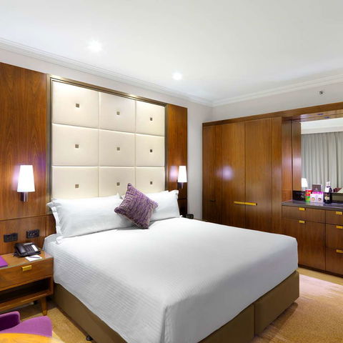Amora Hotel Jamison Sydney - Holiday Find 7
