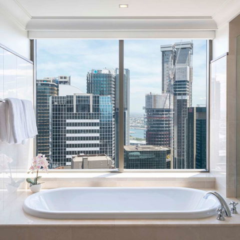 Amora Hotel Jamison Sydney - Holiday Find 17