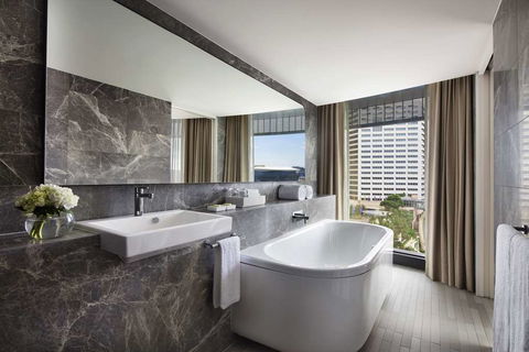 Hyatt Regency Sydney - Holiday Find 3