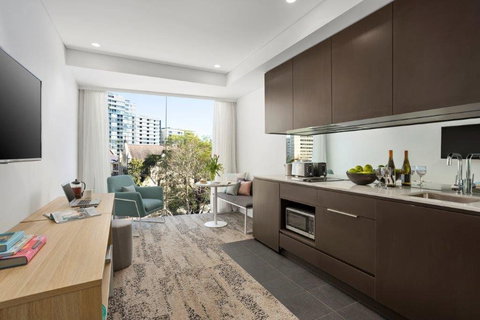 Quest North Sydney - Holiday Find 9