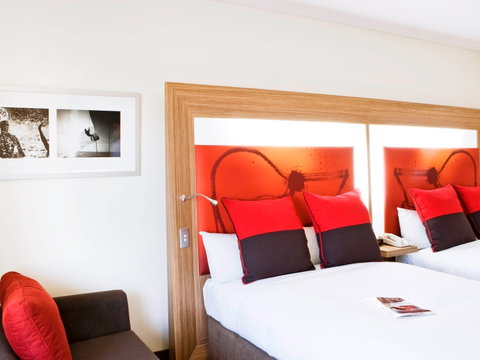 Novotel Sydney Olympic Park - Holiday Find 3