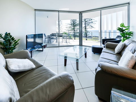 Grand Mercure Apartments Bargara - Holiday Find 7