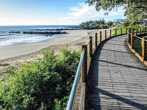 Grand Mercure Apartments Bargara - Holiday Find 13