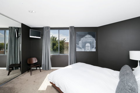 Astra Apartments The Griffin - Holiday Find 6