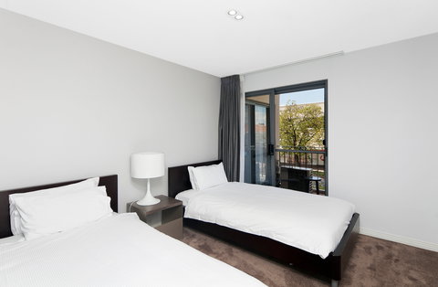 Astra Apartments The Griffin - Holiday Find 12