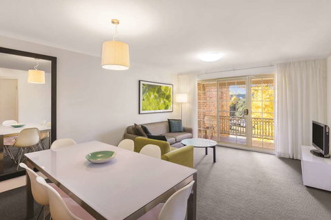 Adina Serviced Apts Canberra Kingston - Holiday Find 6