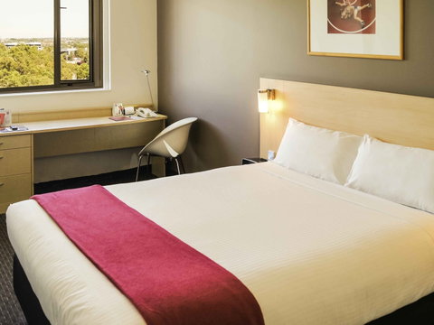 Hotel Ibis Sydney Olympic Park - Holiday Find 6