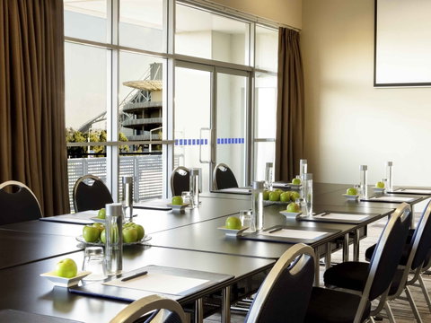 Hotel Ibis Sydney Olympic Park - Holiday Find 10
