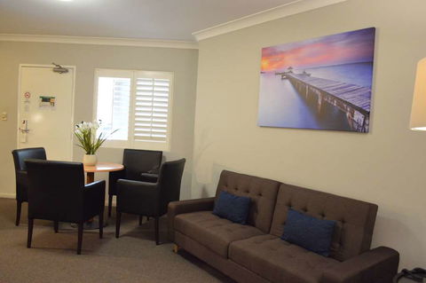 Ramada Hotel & Suites Sydney Cabramatta - Holiday Find 5