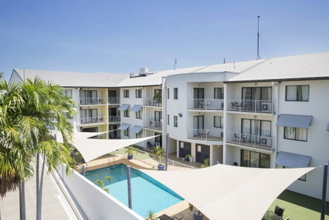 Metro Advance Apartments & Hotel - Holiday Find 14