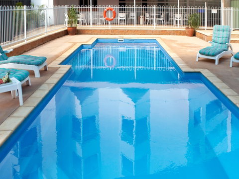 Novotel Darwin Atrium - Holiday Find 8