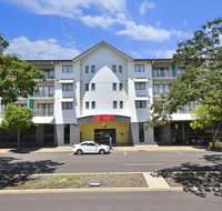 Metro Advance Apartments  Hotel - Holiday Find