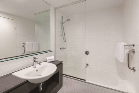 Vibe Hotel Darwin Waterfront - Holiday Find 5