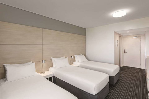 Vibe Hotel Darwin Waterfront - Holiday Find 7