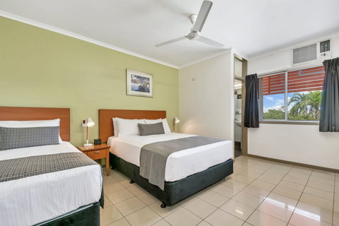 Vitina Studio Motel - Holiday Find 13