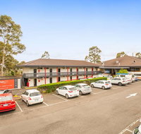 Nightcap at Shoppingtown Hotel - Holiday Find