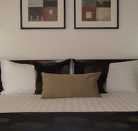 Blazing Stump Motel  Suites - Holiday Find