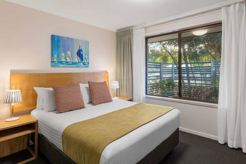 Club Wyndham Seven Mile Beach-Trademark - Holiday Find 2