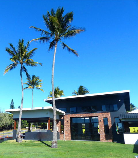 Mackay Seabreeze Apartments - Holiday Find 2