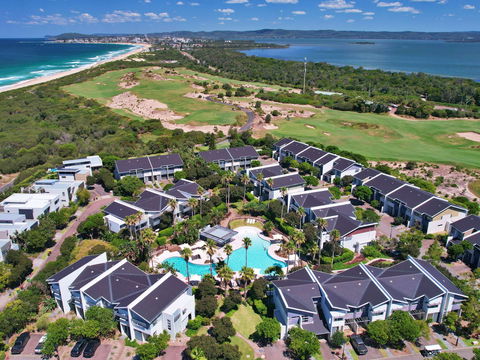 Pullman Magenta Shores Resort - Holiday Find 0