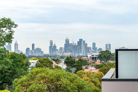 Artel Apartment Hotel Melbourne - Holiday Find 1