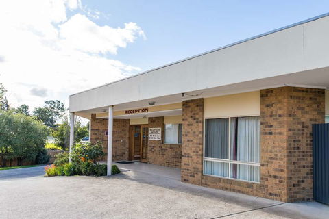Best Western Mill Park Motel - Holiday Find 1