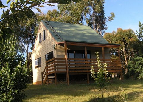 Carinya Park Orchard Cottage - Holiday Find 0