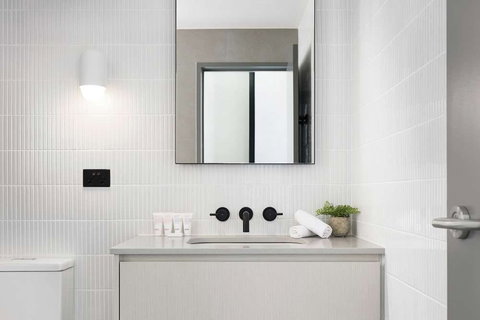 The Chen - Art Series - Holiday Find 2