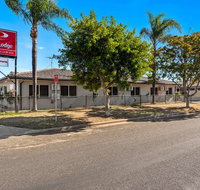 Econo lodge Moree Spa Motor Inn - Holiday Find