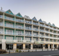 Lady Bay Resort - Holiday Find