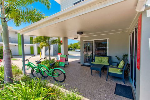 Mackay Oceanside Central Hotel - Holiday Find 1