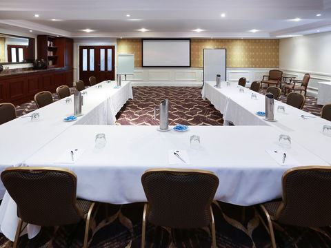 Grand Mercure The Hills Lodge - Holiday Find 5