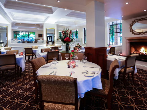 Grand Mercure The Hills Lodge - Holiday Find 8