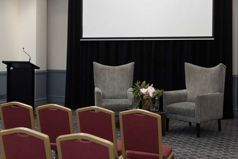Rydges Norwest Sydney - Holiday Find 9