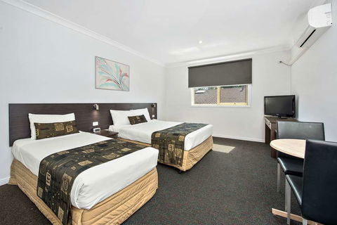 Comfort Inn Dandenong - Holiday Find 3