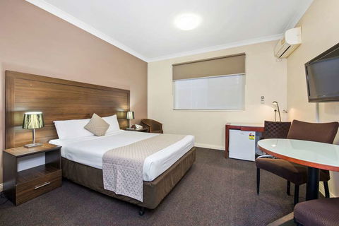 Comfort Inn Dandenong - Holiday Find 10