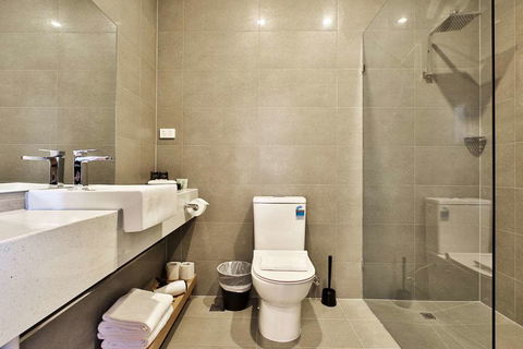 Comfort Inn Dandenong - Holiday Find 12