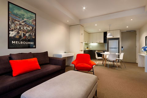Caroline Serviced Apartments - Holiday Find 1