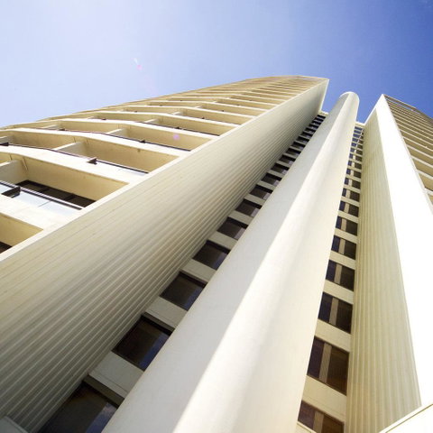 BreakFree Capital Tower - Holiday Find 1