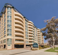 Adina Serviced Apartments James Court - Holiday Find