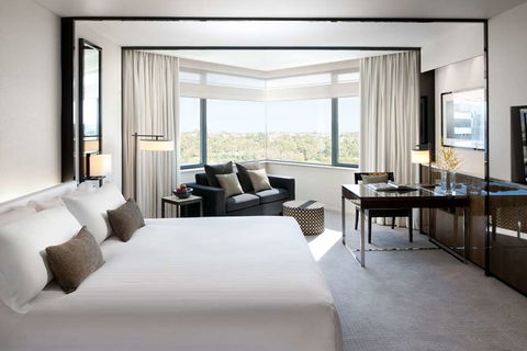 Crown Metropol Perth - Holiday Find 3