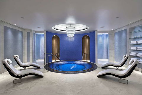Crown Towers Perth - Holiday Find 14