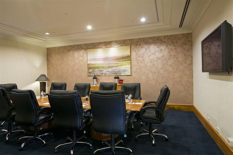 Duxton Hotel - Holiday Find 11