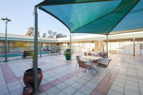 Best Western Crystal Inn - Holiday Find 16
