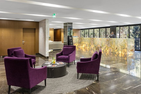 Meriton Suites North Ryde - Holiday Find 2